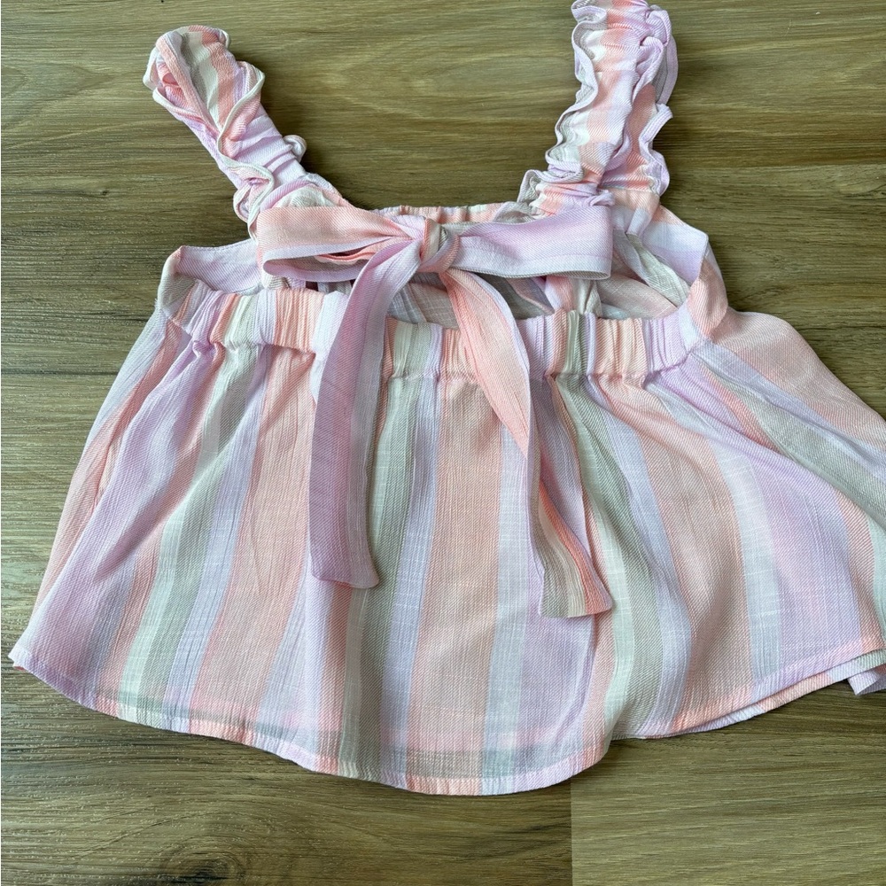Adorable cropped top pink size, medium summer shirt, linen! Blu Pepper